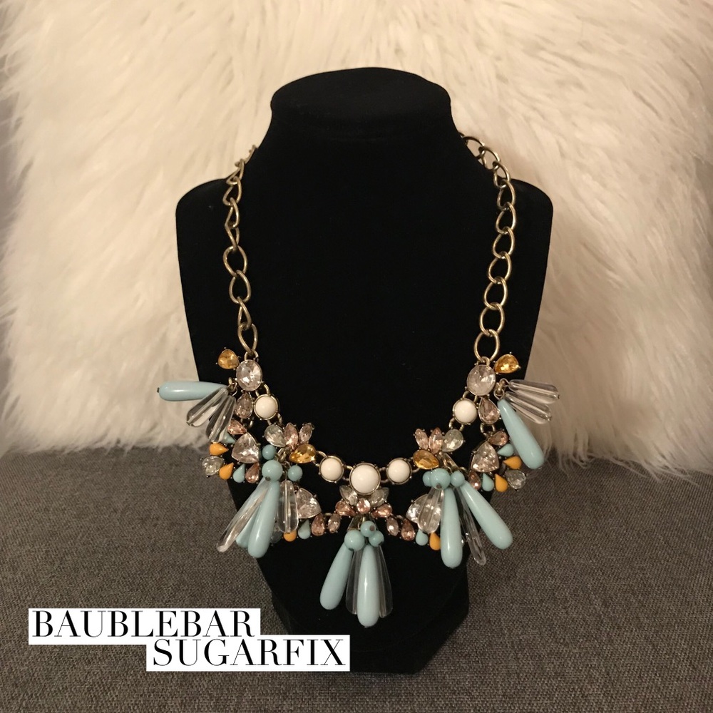 NWT Baublebar Statement Necklace - Picture 1 of 3